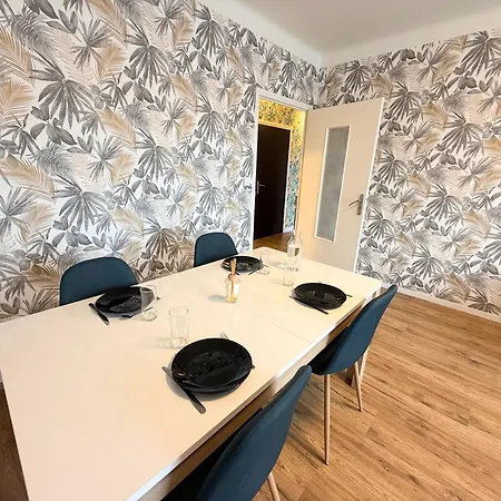 Daire Magnifique T4, Trois Parking Rodez