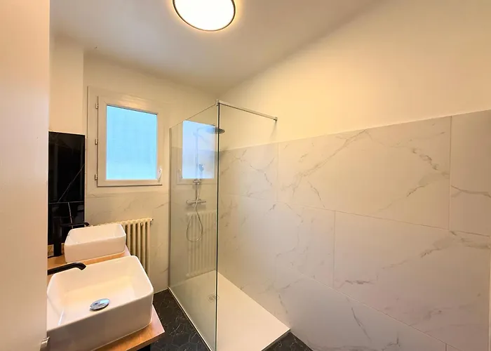 Magnifique T4, Trois Parking * רודז