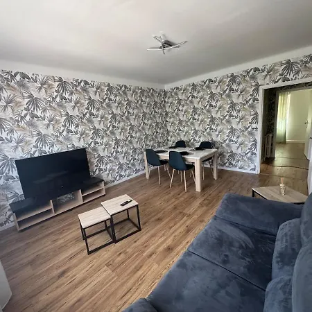 Magnifique T4, Trois Parking 公寓 罗德兹