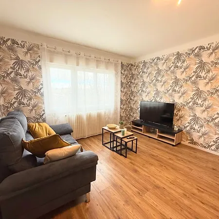 Magnifique T4, Trois Parking Διαμέρισμα